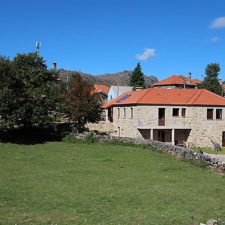 Casa Fonte Do Laboreiro 卡斯特罗拉沃雷罗 外观 照片