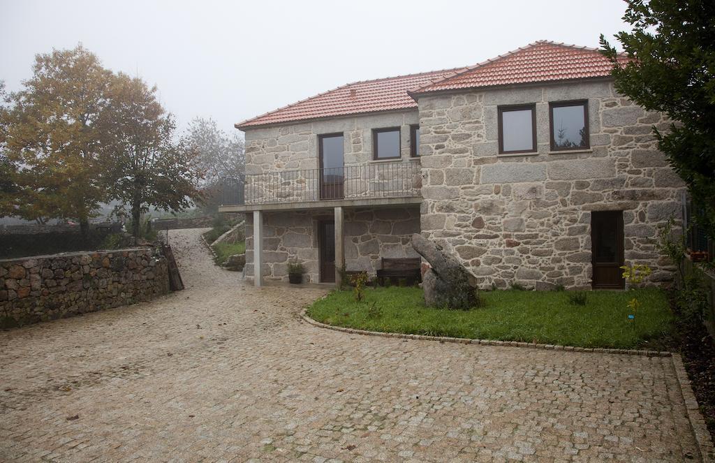 Casa Fonte Do Laboreiro 卡斯特罗拉沃雷罗 外观 照片